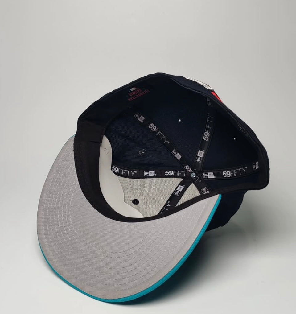 RARE NYC YANKEES NEW ERA SNAPBACK