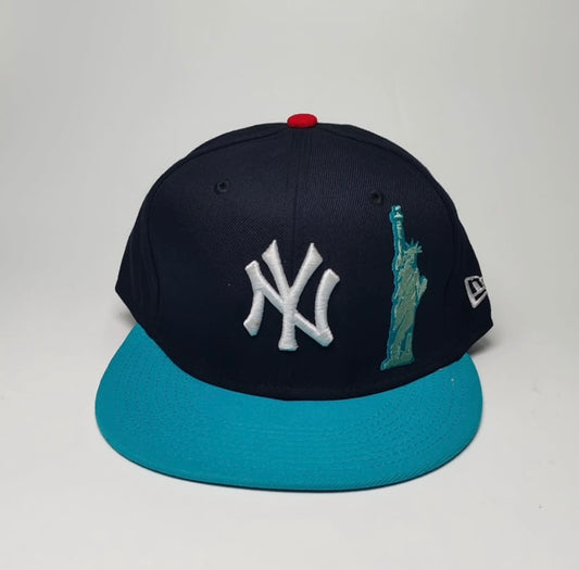 RARE NYC YANKEES NEW ERA SNAPBACK